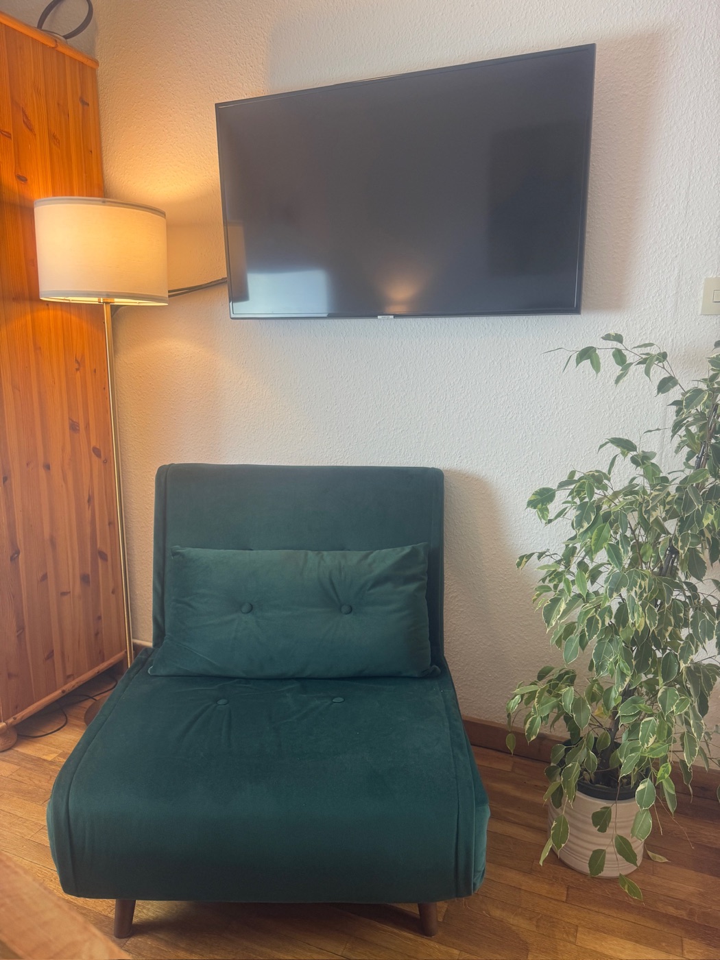 Classic Comfort — seating area